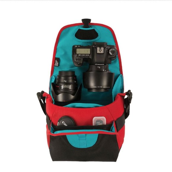 Crumpler 6 Million Dollar Home Shoulder Bag for Compact Digital SLR Camera Bag - Picture 12 of 13